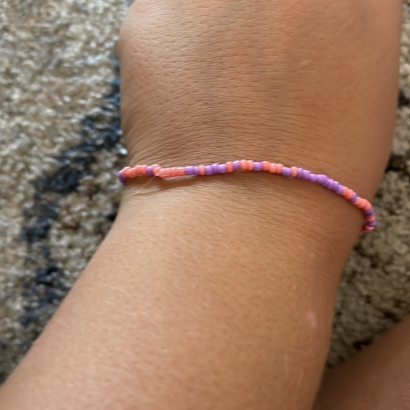 Pink and magenta bracelet - Picture 2 of 3